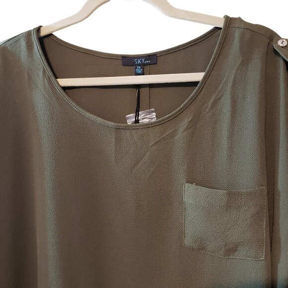 Sky Plus Womens Olive Button-Back 2X Blouse With Pocket & Shoulder Detail - Picture 2 of 14